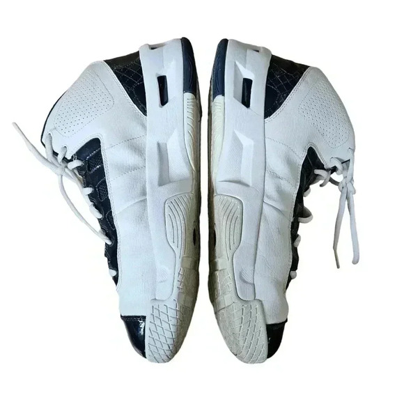 Men's Adidas True Team Mid Basketball Shoe - Picture 3 of 8